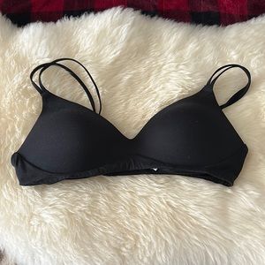 Aerie Real Sunnie wireless bra in black
